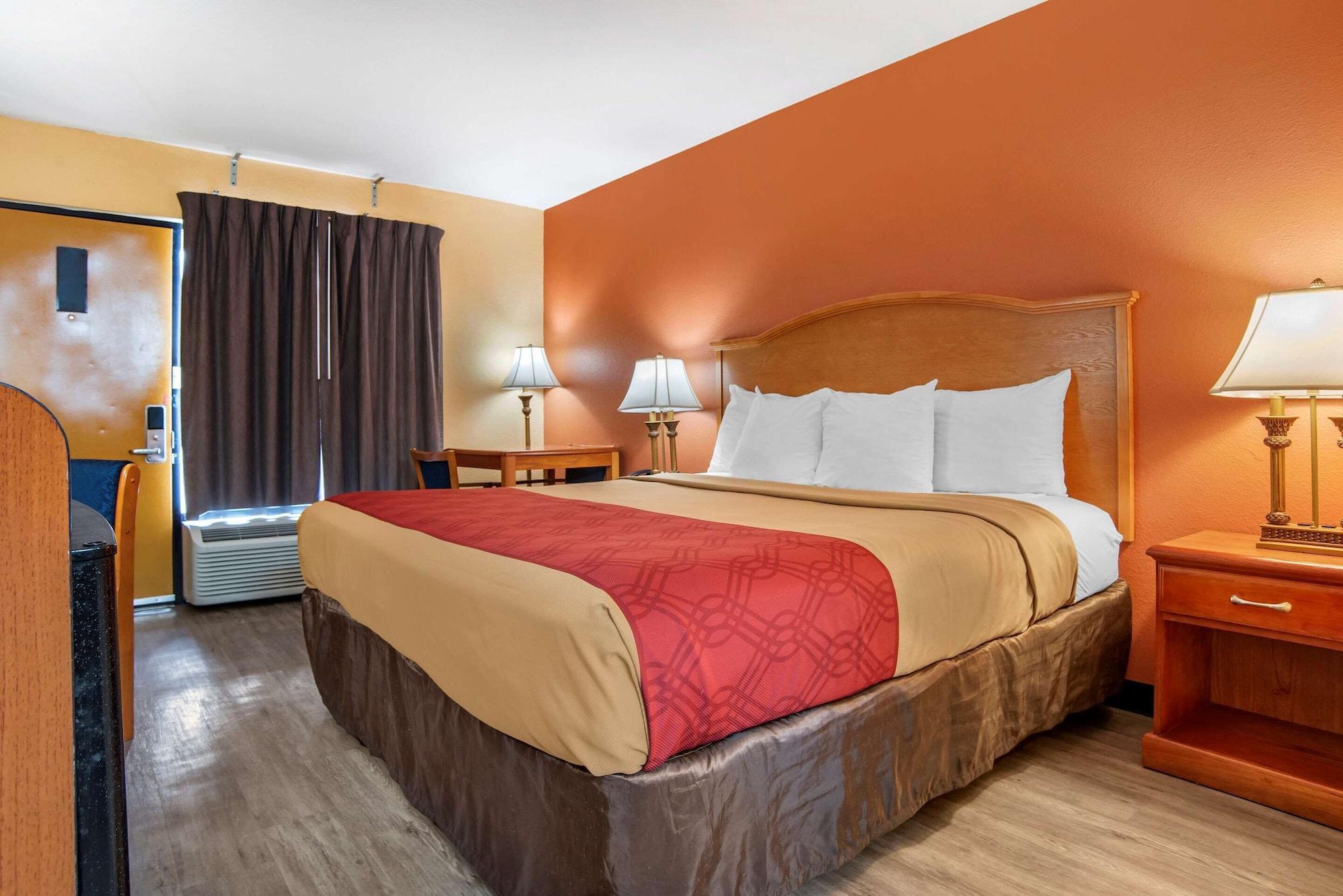Econo Lodge Inn&Suites Evergreen Exterior foto