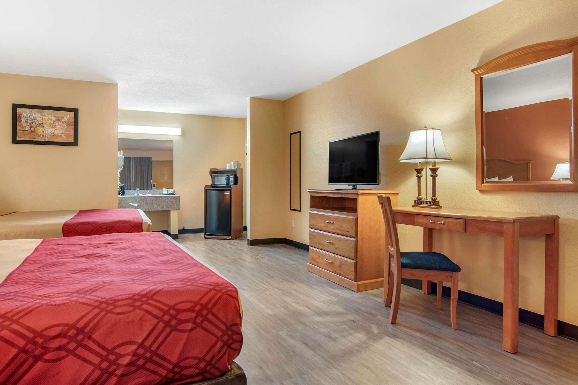 Econo Lodge Inn&Suites Evergreen Exterior foto