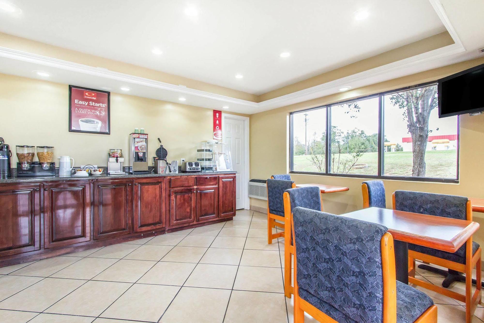 Econo Lodge Inn&Suites Evergreen Exterior foto